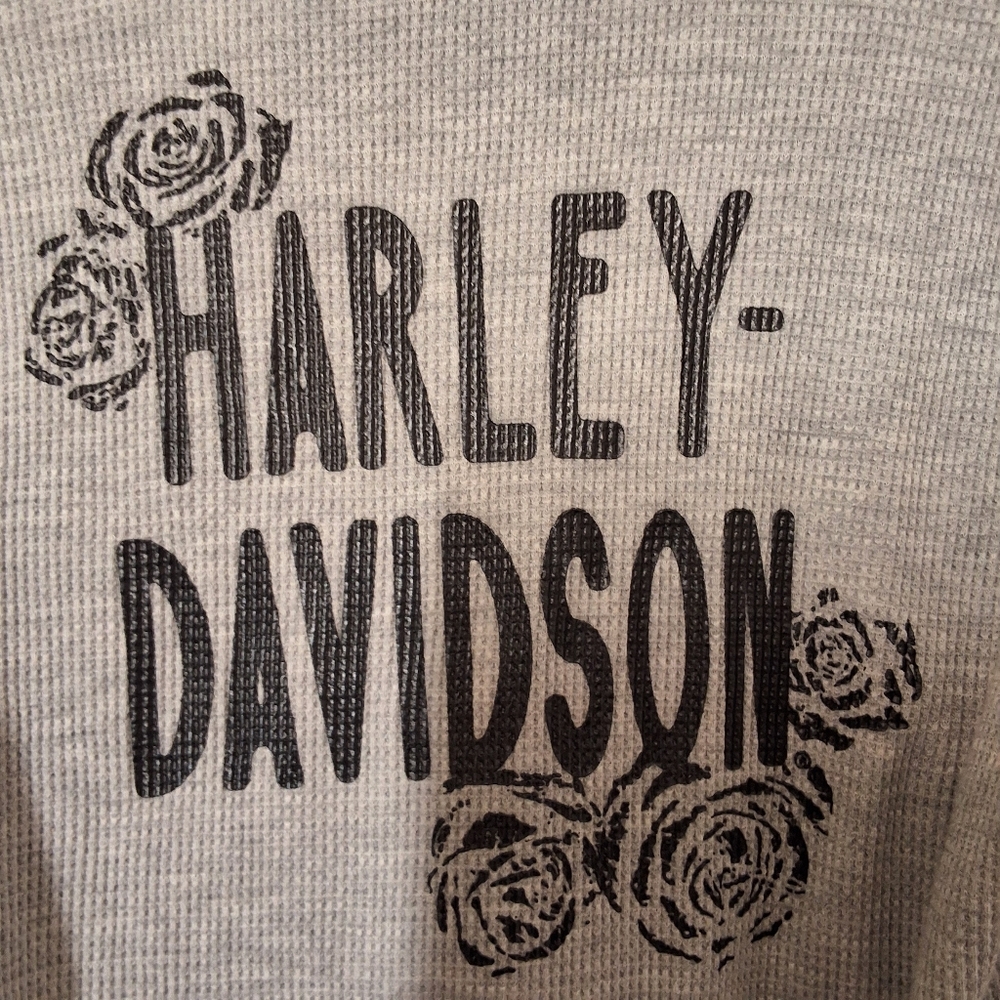 NWT Women's HARLEY DAVIDSON Gray Long Sleeve Top - Picture 4 of 16